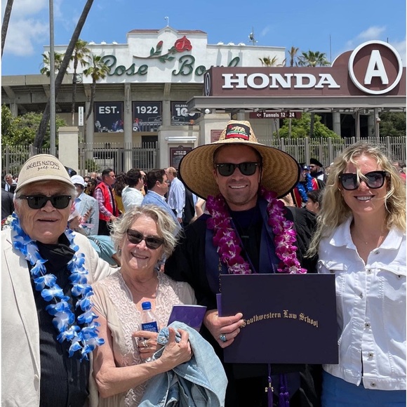 Meet your Posher, Adrienne - Picture 7 of 16